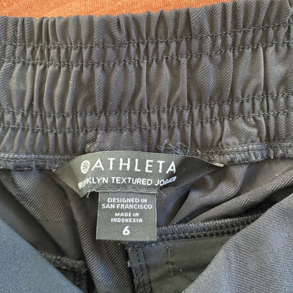 Athleta Brooklyn textured camo jogger - Picture 8 of 9